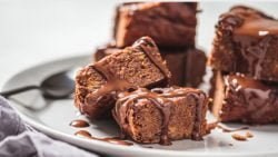 Brownie sin horno, receta de postre saludable, rápido y fácil de preparar