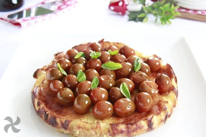 Cheesecake salada con tomates confitados