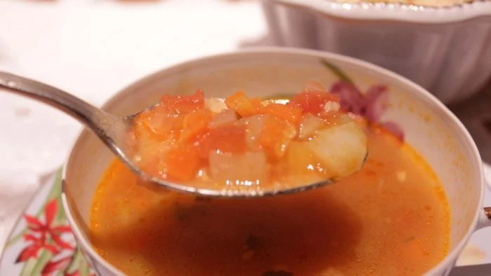 Sopa de puchero casera