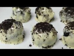 TRUFAS o BOMBONES DE OREO 🧁 #Receta de #Postre #fácil y rápido con 3 Ingredientes