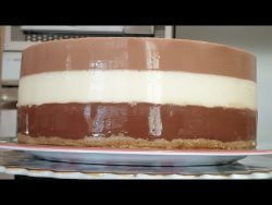 Ver👩‍🍳 "Tarta Tres Chocolates con Thermomix 31, muy fácil" paso a paso