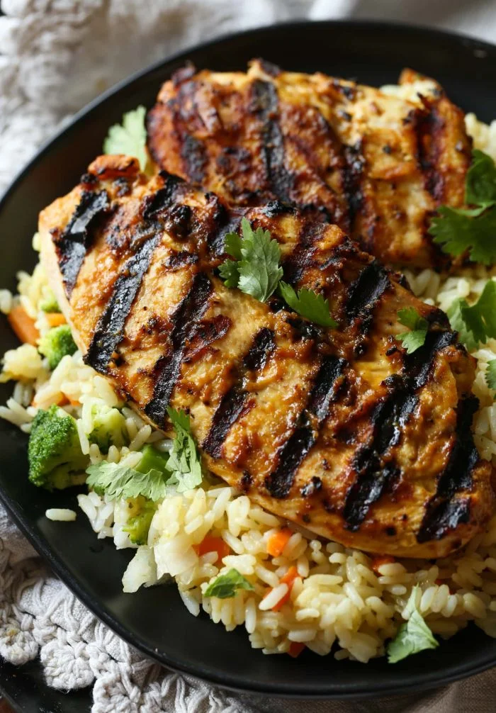 Receta fácil de pollo con maní a la parrilla