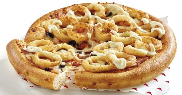 Pizza Chulapa, la reinvención del clásico bocadillo de calamares