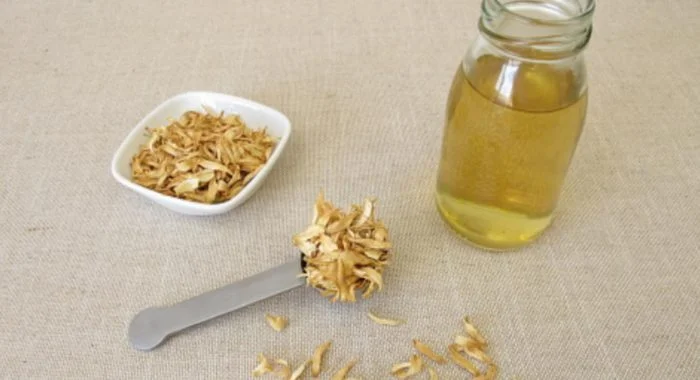 Receta de agua de azahar casera fácil y rápida