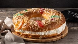 Receta fácil de roscón de Reyes casero relleno de nata