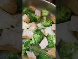 salmon con repollo y molondrones #receta #shorts #viral
