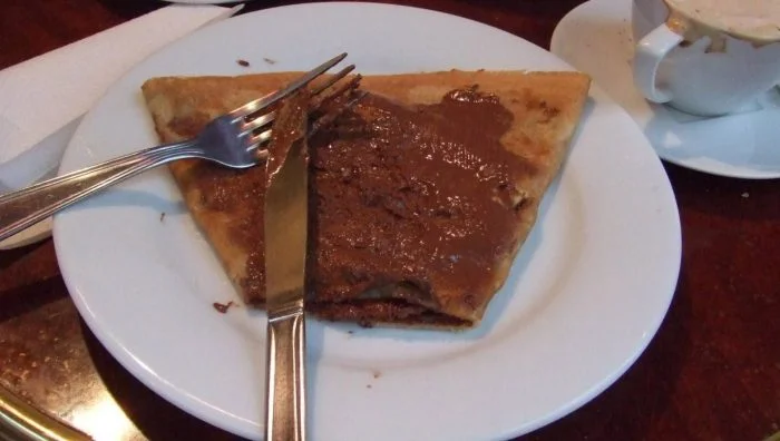 Creps de chocolate y dátiles