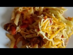 Macarrones con lomo y pimientos, fácil y rico con Thermomix
