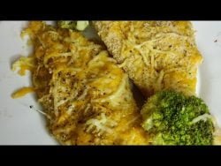Pechuga de pollo a los cuatro quesos, fácil y rico con Thermomix