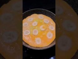 Banana Eggs Pizza 💟👍🏼 #shorts #banana #egg #pizza #eggrecipe #breakfast #recipe #receta #comida