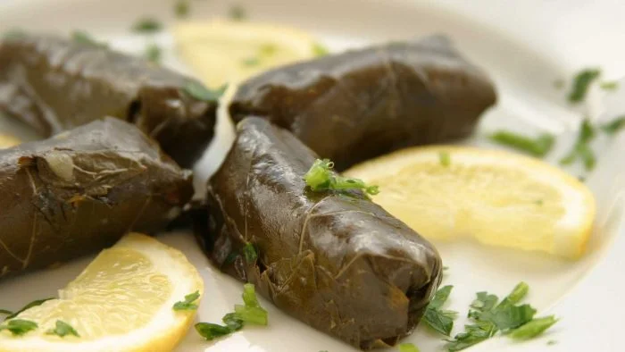 Dolmadakia, la tapa de Grecia por excelencia, para sorprender a todos