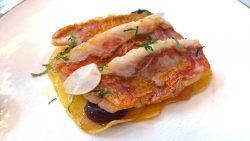 Lomos de salmonetes a la provenzal