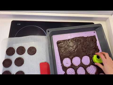Receta facil Galletas negras con relleno de vainilla con Thermomix 💚 Cookidoo receta subtítulos