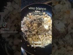 Conejo al horno #conejo #recetas #recetadeldia #carne #yhoyparacomer #recetasfaciles #receta
