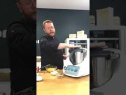 Copa de Mango con Aire de Yogur con Thermomix y José Ángel