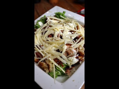 Ensalada Cesar Parrillera 🥗🍗🔥 #Ensalada #Cesar #Paraguay #Pollo #receta #parrilla #asado #fyp #vlog