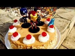 Muy fácil Tarta Marvel de Dulce de Leche 28cm (con Thermomix) 🎂
