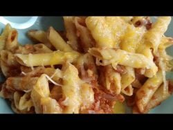 Penne all' arrabbiata, fácil y rico con Thermomix