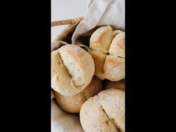 🥖 PAN AL MICROONDAS: receta fácil y rápida #shorts #youtube #receta #cocina #pan #microondas