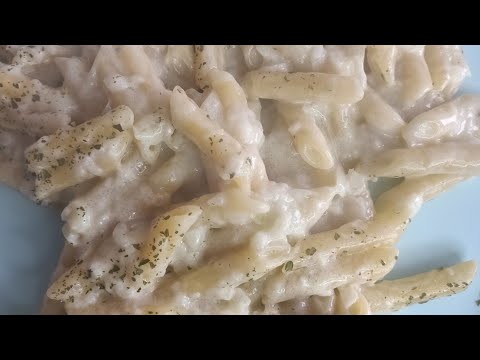 Macarrones con roquefort, fácil y rico con Thermomix