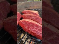 Picaña con Pimientos en Pan Pita 🥩🫑 #quechille #food #mexico #receta #usa #grill #recipe #foodie
