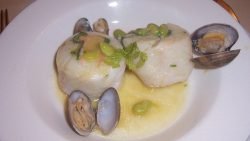 Receta casera de habas con merluza