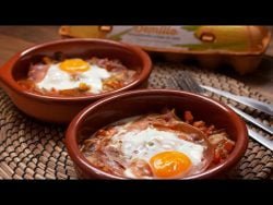 #Receta de Huevos al plato