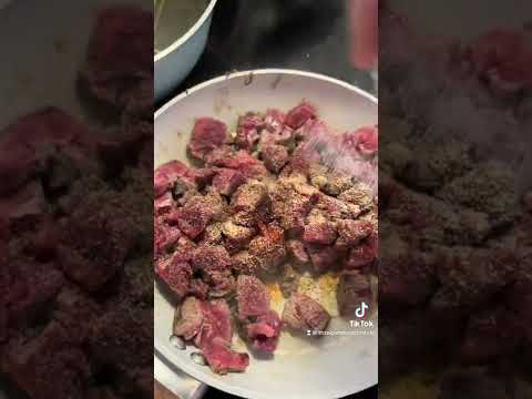 Bistec con champiñones, fácil , rápido y delicioso!!! #cocina #receta #cocinando #cenas