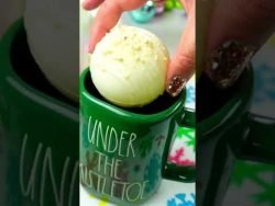 Explotando lo ultimo que queda del 2020 #hotcocoabombs #hellomaphie #diy #chocolate #receta #cocina
