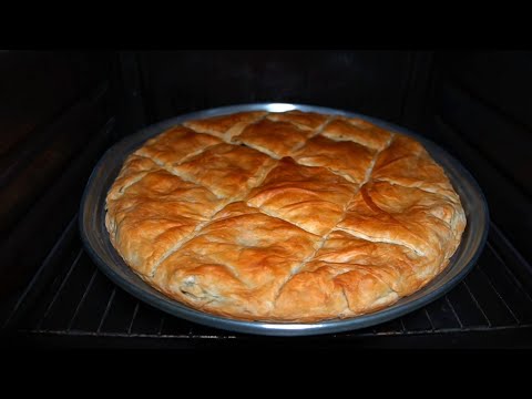 Harrojini gatimet e tjera, receta e vjehrrës e byrekut me qepë të njoma, do tju lerë pa fjalë