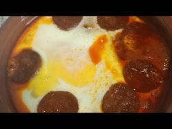 Huevos al plato, fácil y rico con Thermomix