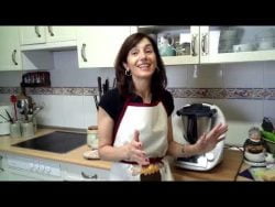 Menú completo:Caldo base y pastel de atún en thermomix