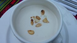 Receta fría de ajoblanco de coco
