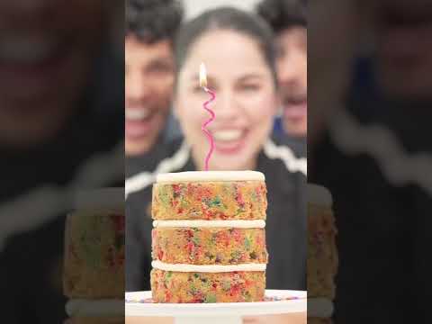 TORTA DE CUMPLEAÑOS 🍰🥳 con @julianapostres #receta #recetafacil #happybirthday