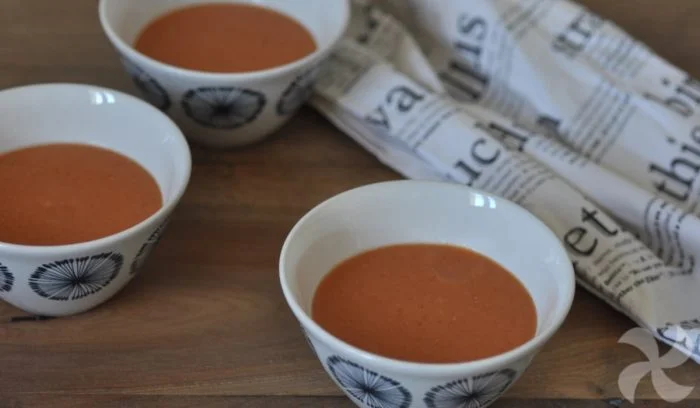 Gazpacho de tomate y nectarina