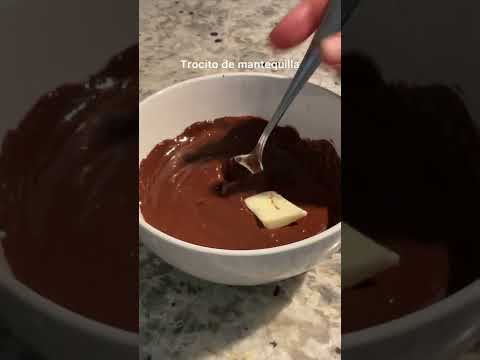 Receta Deliciosa en 21 segundos, Fudge sin leche evaporada #shorts #receta #cocina