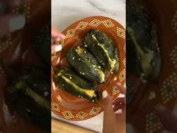 Chile relleno de tamal #shorts #receta
