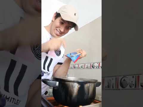 CÓMO HACER CALDO DE GALLINA FÁCIL Y RÁPIDO? 😋🤔🍜🇵🇪 #shorts #perú #shortsvideo #receta