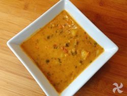 Dhal de lentejas (curry de lentejas)