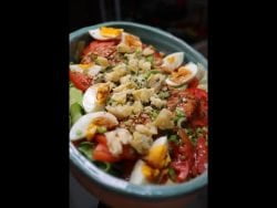 Ensalada con Pollo 🍗🥗💚 #Ensalada #pollo #saludable #comida #receta #tutorial #facil #diy #vlog #fyp