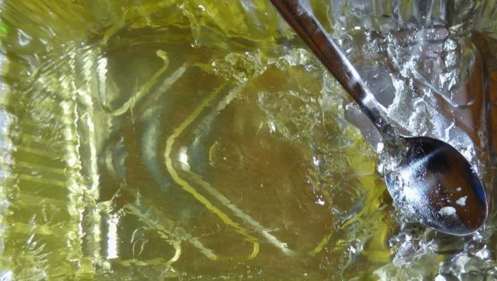 Gelatina de vodka con frutos del bosque