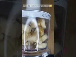Helado con dos ingredientes | #short #youtubeshorts #heladofacil #heladocasero #helado #receta