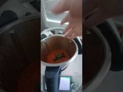 Tomato 🍅 soup 🍲 😋 on Thermomix حساء الطماطم في الترمومكس