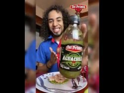Tostadas de camarón con Aguachile del primo#parati #trending #comer #receta #mariscos #cocina #short