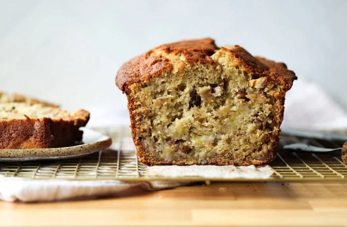 Pan de plátano con suero de leche – Galletas y tazas