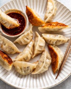 Albóndigas de verduras (¡Potstickers!) |  RecetaTin Eats