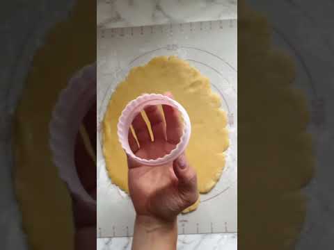 Mürbeteigringe mit Erdnüssen-ein unglaublich leckeres Rezept! Thermomix