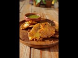 Papas aplastadas 🥔🔥👌🏼 #papas #aplastadas #Paraguay #comida #receta #tutorial #LunesSinCarne #fyp