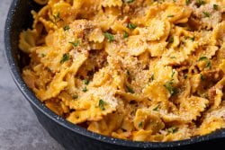 Pasta cremosa de calabaza y tocino