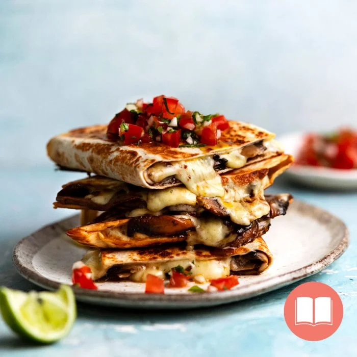 Quesadillas de Champiñones |  RecetaTin Eats